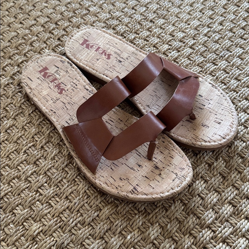 Korks Nyla Flat Open Toe Slip On Sandals in Cognac Tan Size 9 NEW